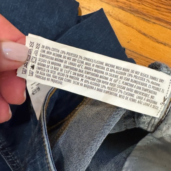 Gorgeous color denim with stretch! Blue Jeans,zoom in for angles,details,sizing - Picture 14 of 16